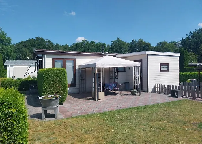 Chalet In Drenthe Te Huur Aan De Rand Van Het Bos Drents Friese Wold, Veel Privacy En Rust